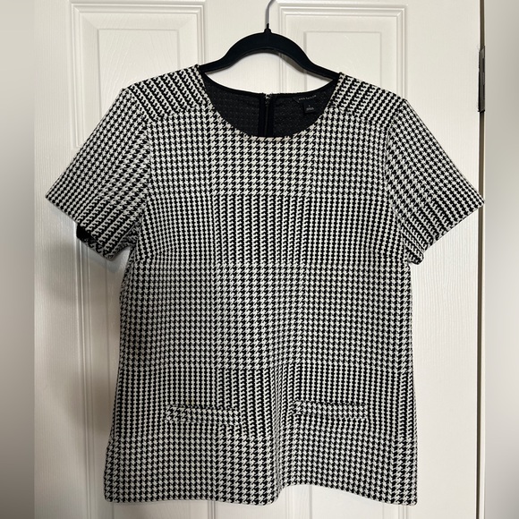 🖤Ann Taylor Houndstooth Blouse - Picture 2 of 6